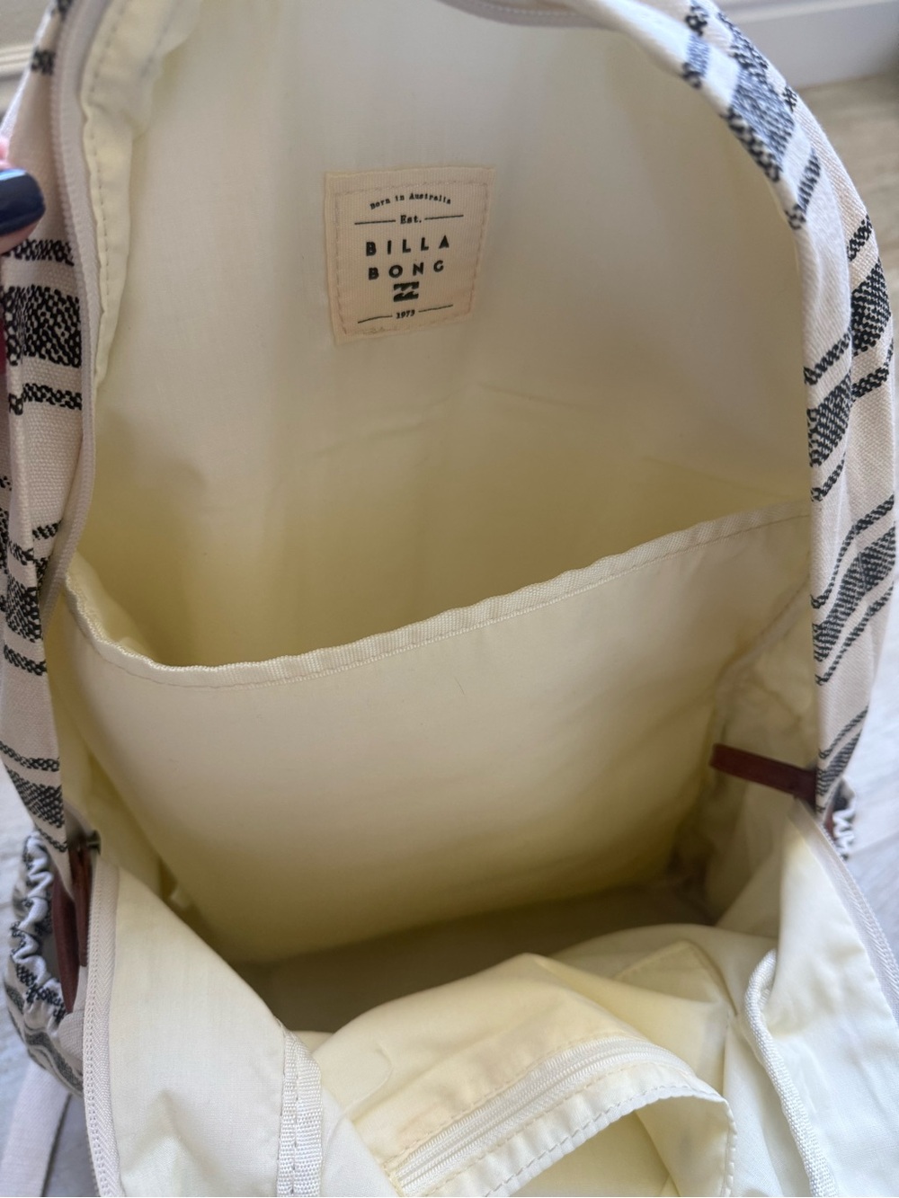 Billabong Cream & Black Striped Canvas Backpack with Brown Base - Picture 6 of 6